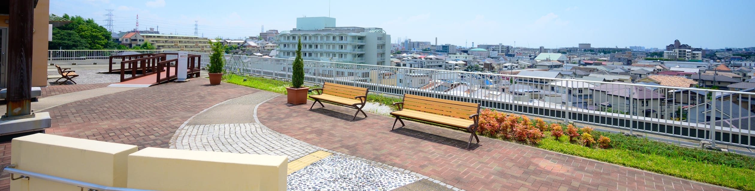 宝塚リハビリテーション病院が<br />開設15周年を迎えました。